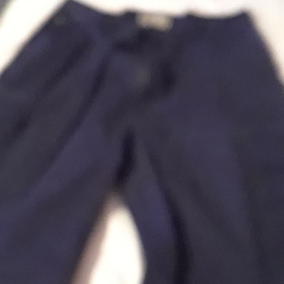 Shorts - Picture 2 of 4